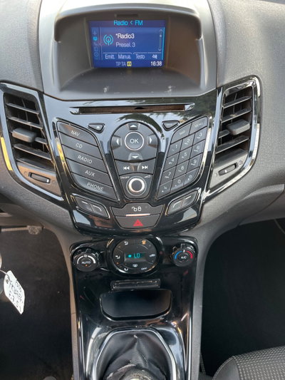Ford Fiesta 1.4 5p. Bz.- GPL Titanium (12)