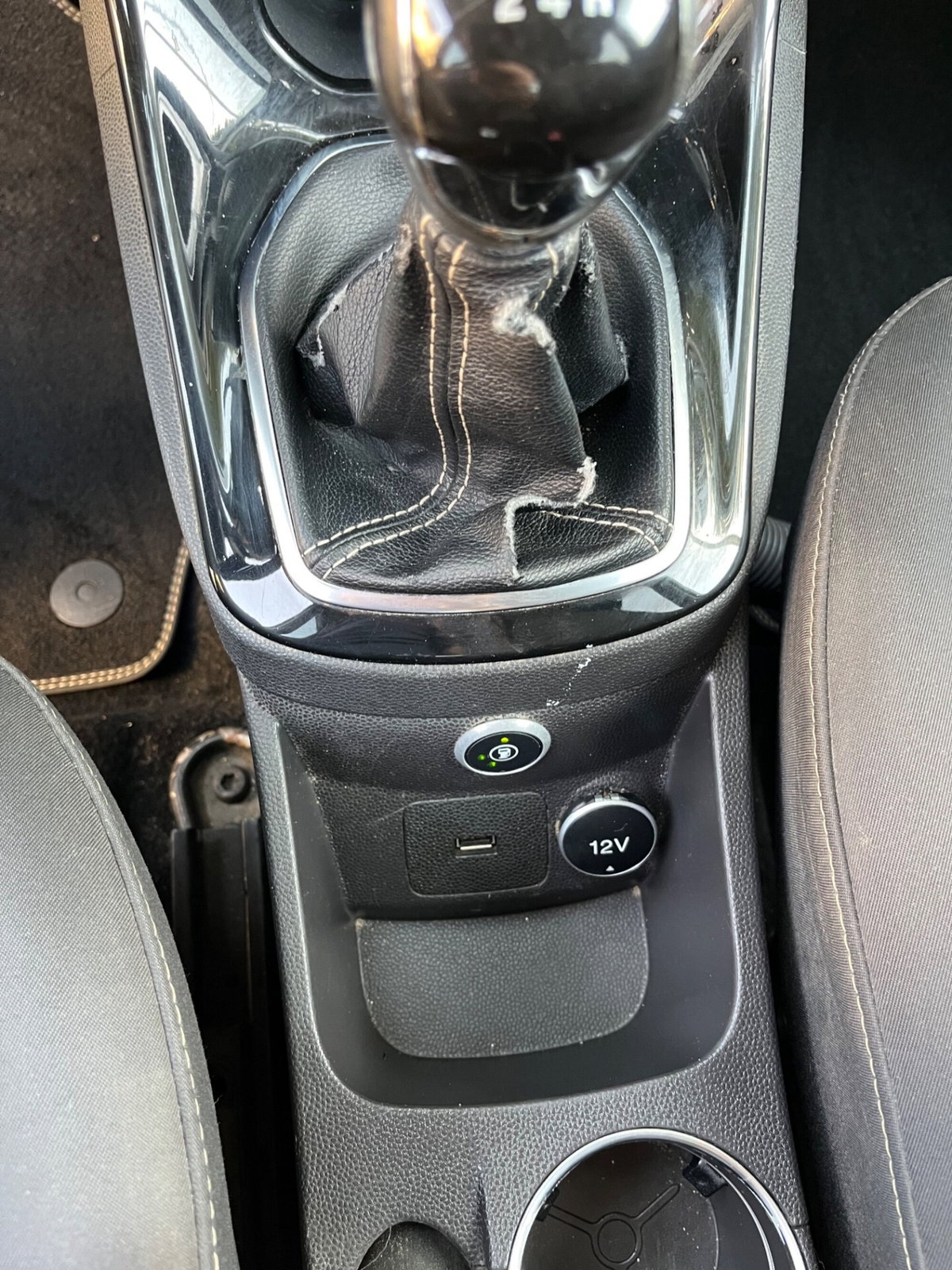 Ford Fiesta 1.4 5p. Bz.- GPL Titanium (14)