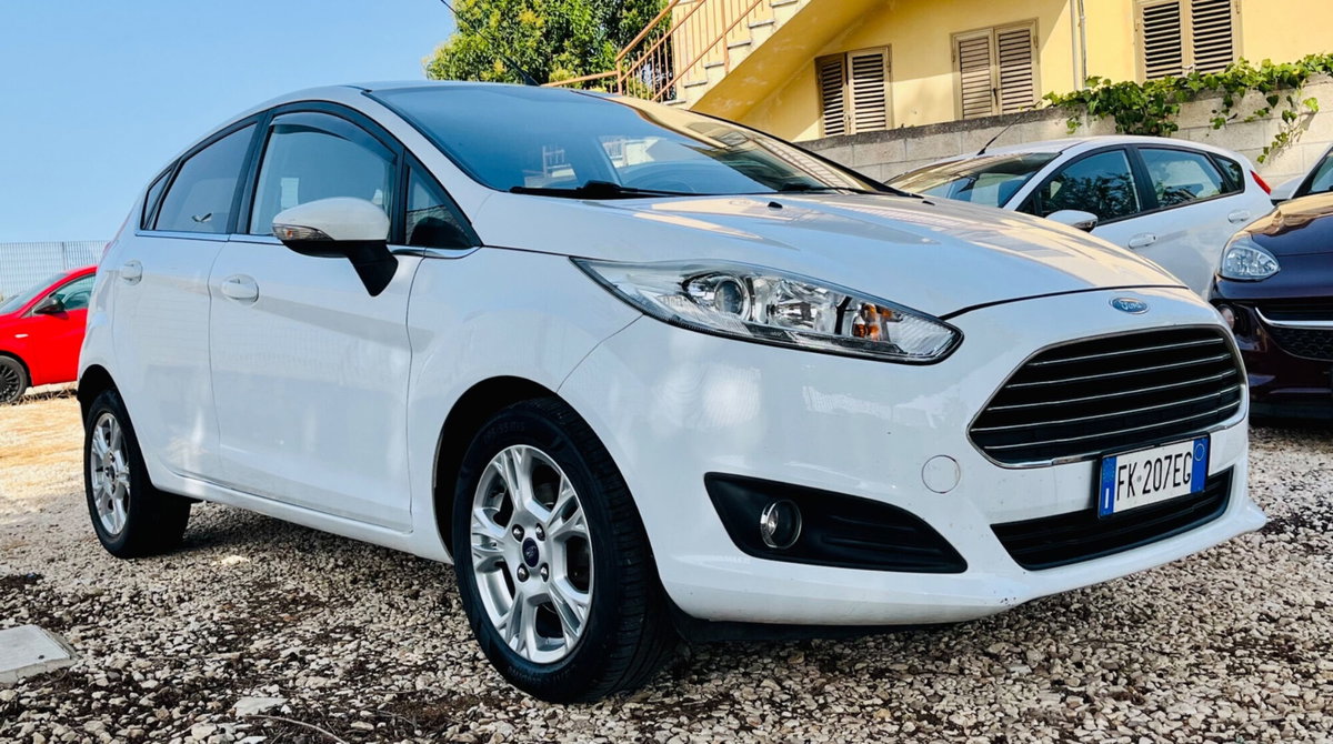 Ford Fiesta 1.4 5p. Bz.- GPL Titanium (3)