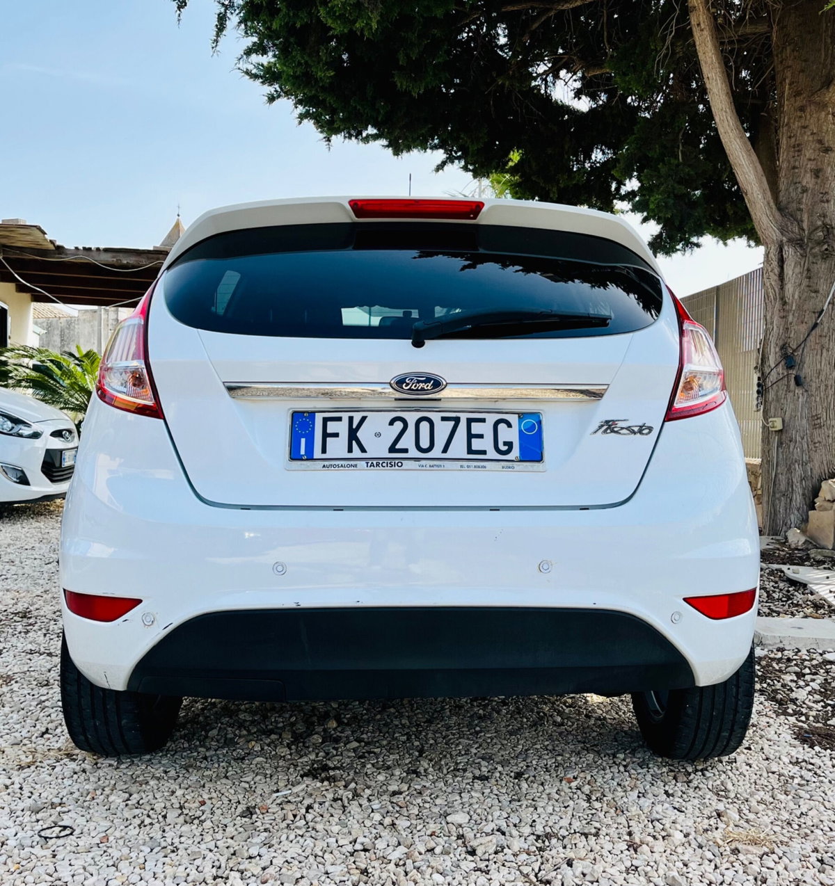 Ford Fiesta 1.4 5p. Bz.- GPL Titanium (5)