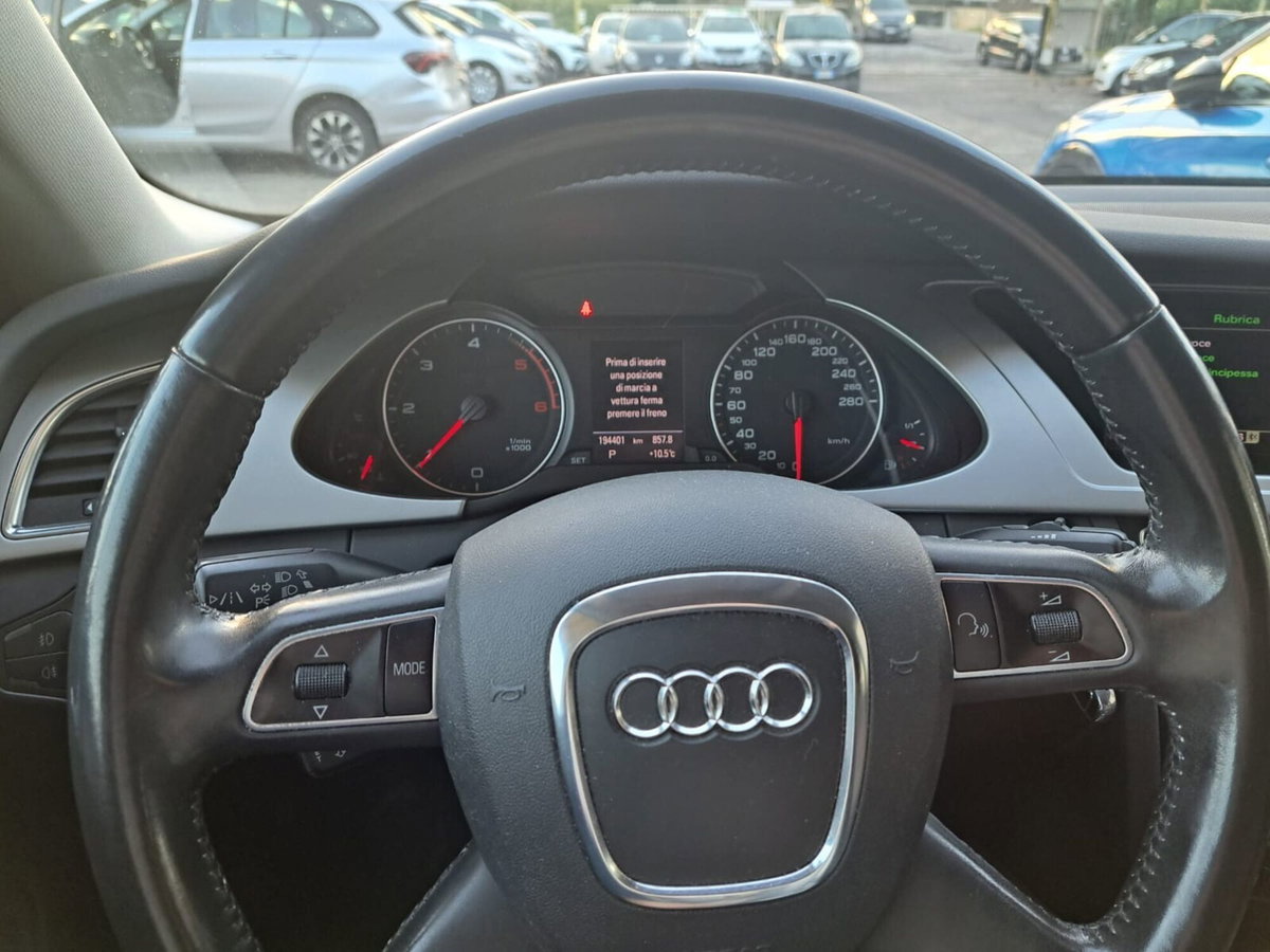 Audi A4 2.0 TDI 143CV F.AP. mult. Advanced (15)