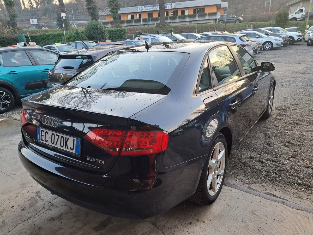 Audi A4 2.0 TDI 143CV F.AP. mult. Advanced (6)