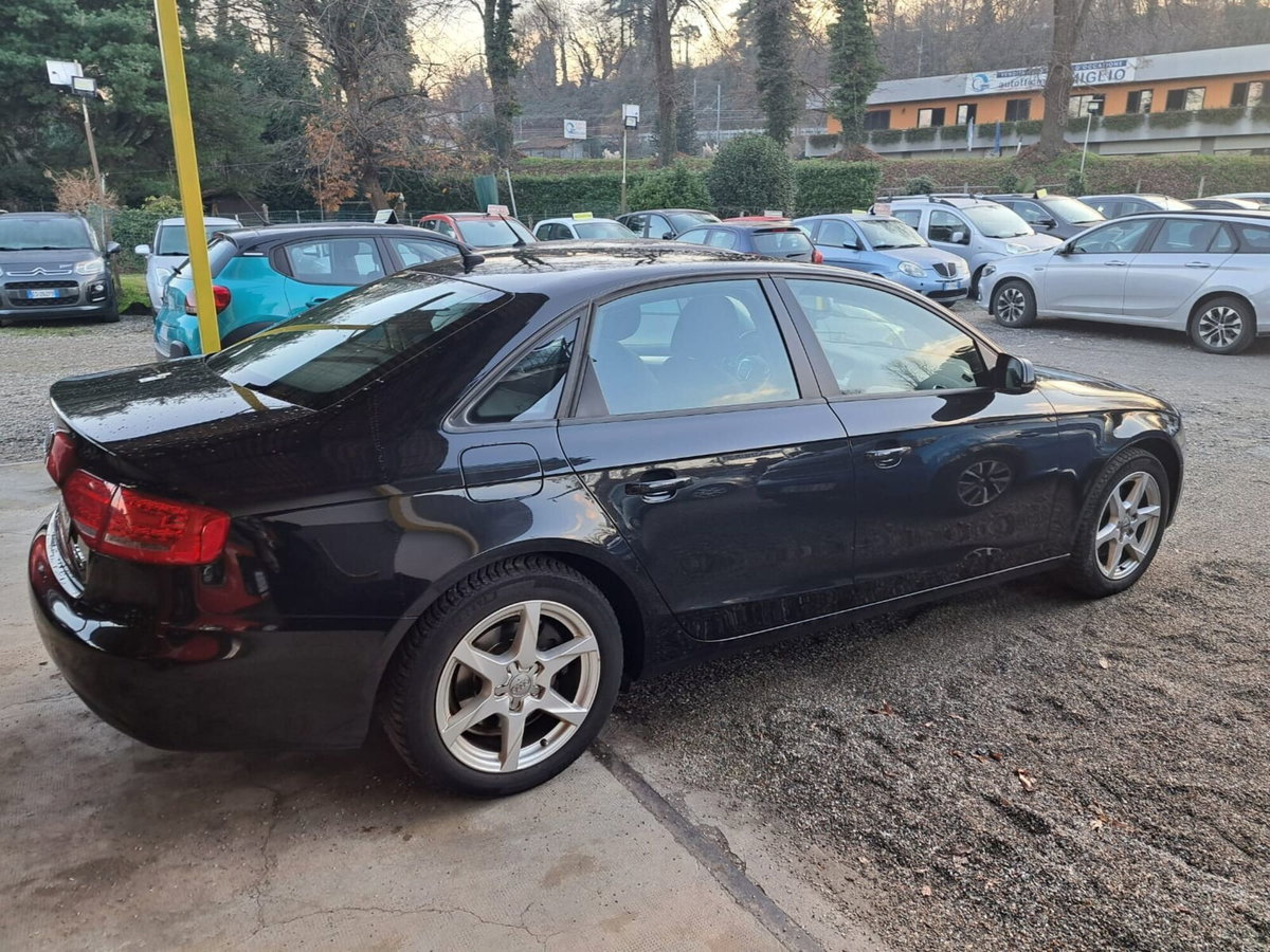 Audi A4 2.0 TDI 143CV F.AP. mult. Advanced (8)