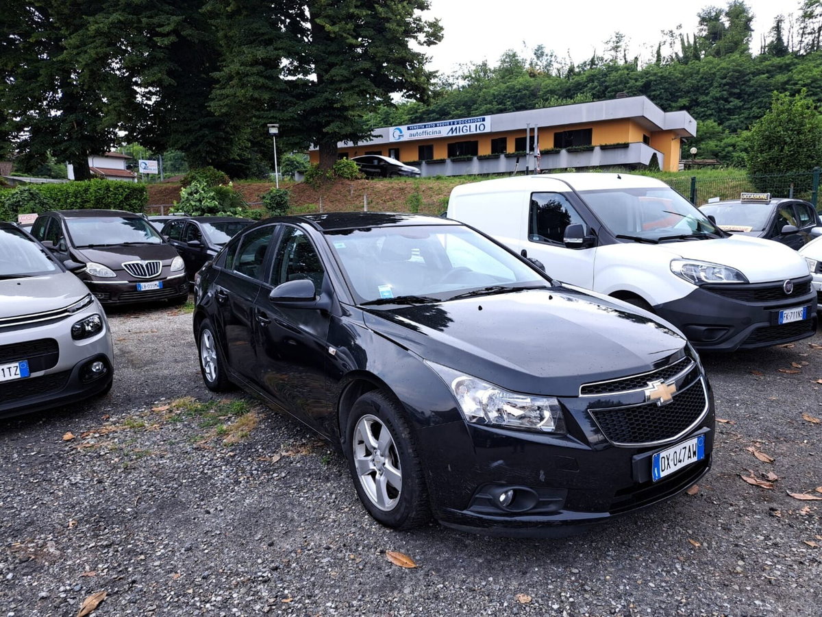 Chevrolet Cruze 1.8 5 porte LT GPL (2)