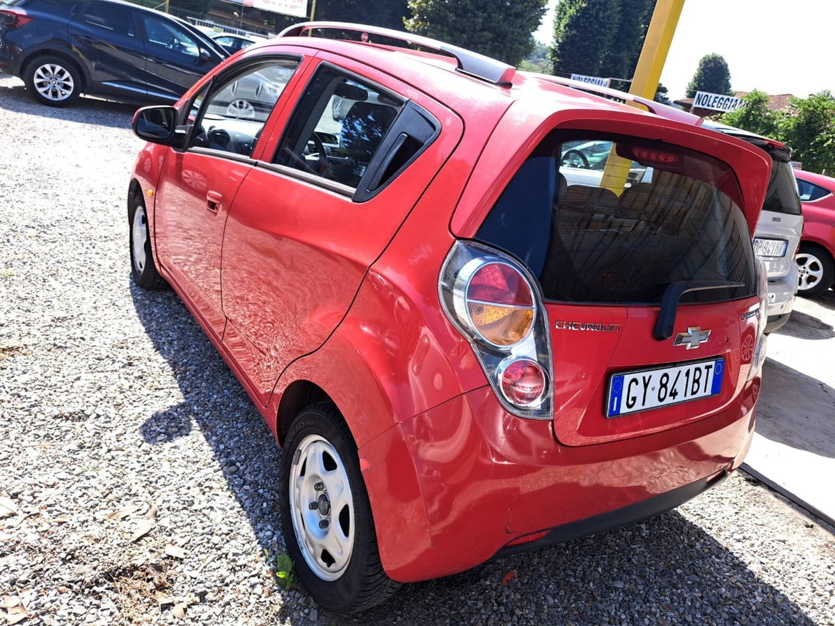Chevrolet Spark 1.0 LS (11)