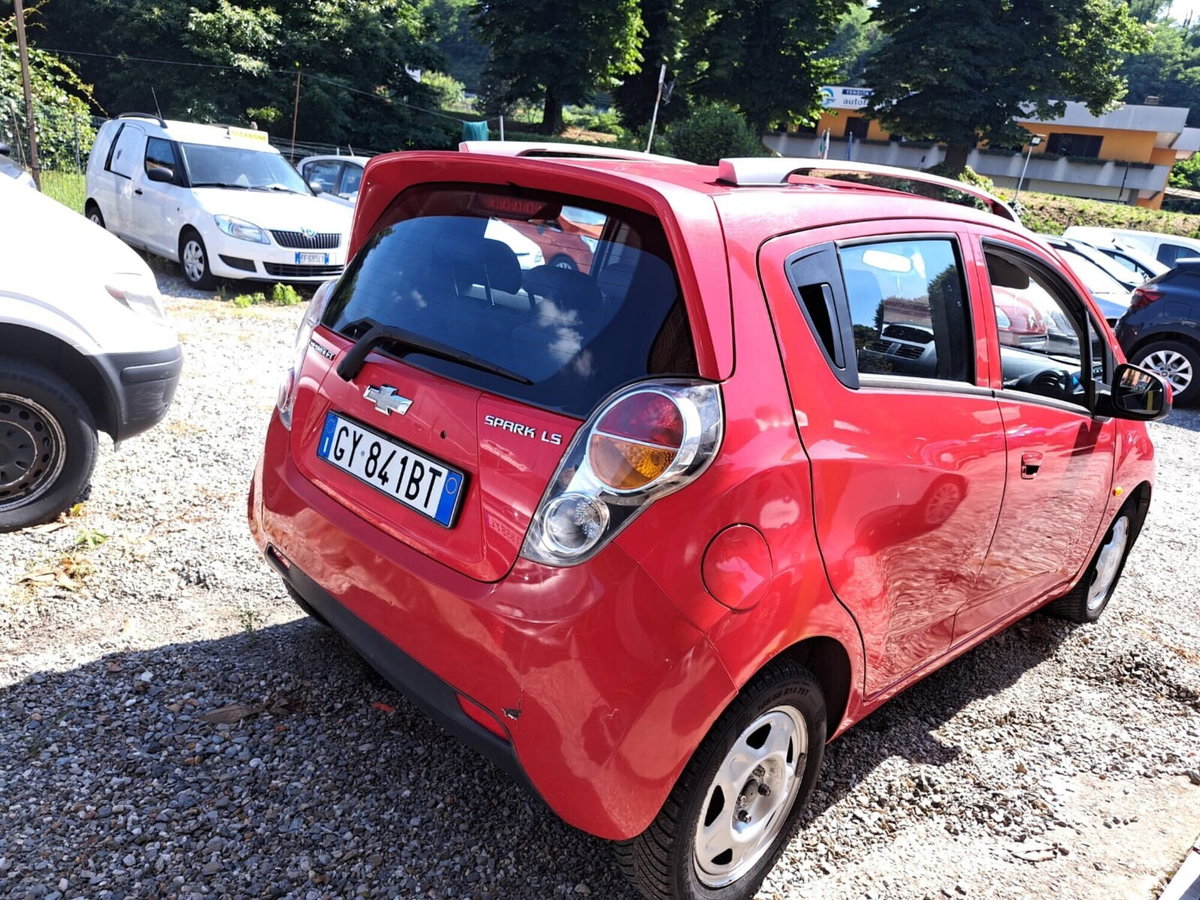 Chevrolet Spark 1.0 LS (13)