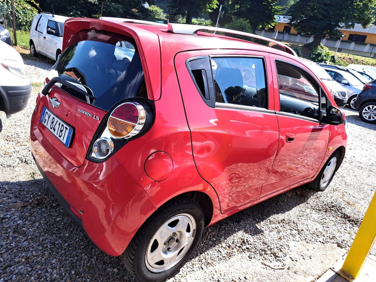 Chevrolet Spark 1.0 LS (7)