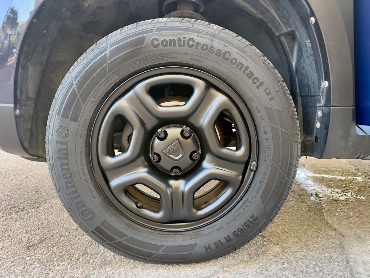 Dacia Duster 1.6 SCe 4x2 Essential (15)