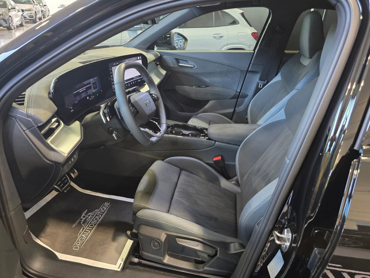 Audi Q3 Sportback 35 TDI quattro S tronic S line edition (11)