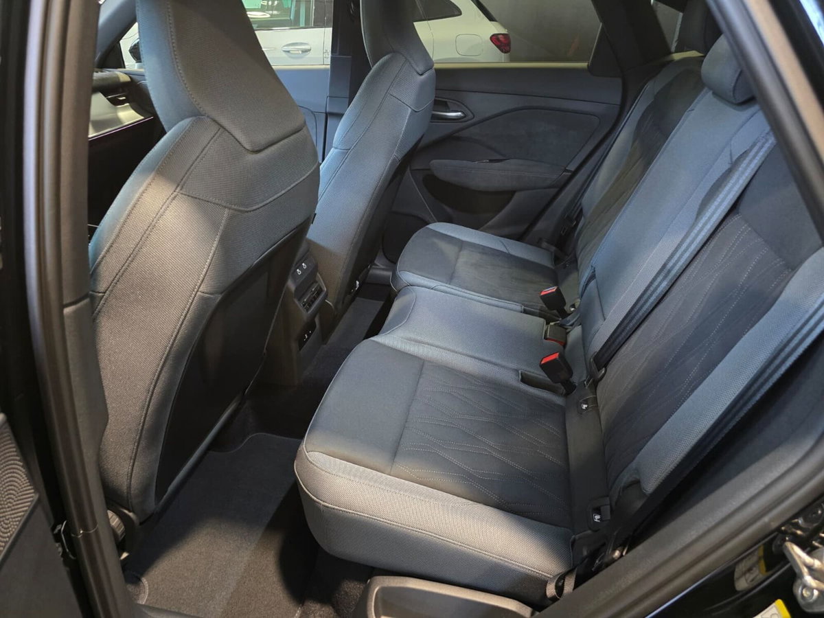 Audi Q3 Sportback 35 TDI quattro S tronic S line edition (16)