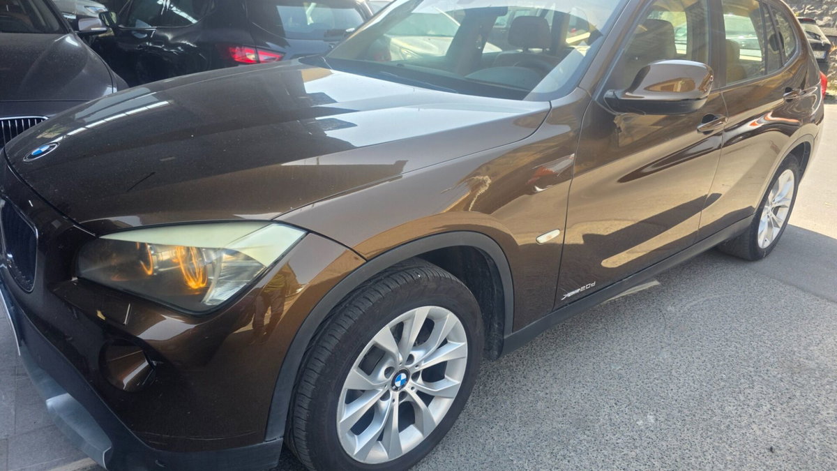 BMW X1 xDrive20d Futura (13)