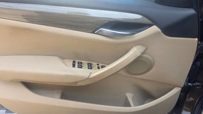 BMW X1 xDrive20d Futura (16)