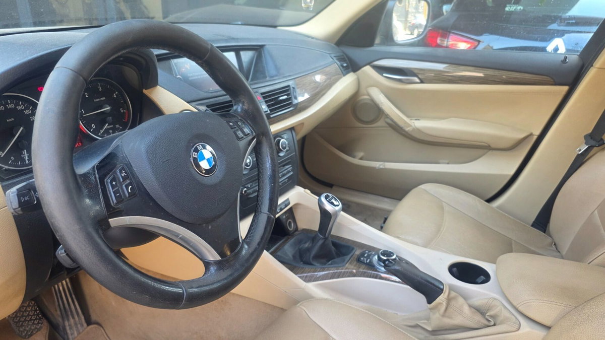 BMW X1 xDrive20d Futura (17)