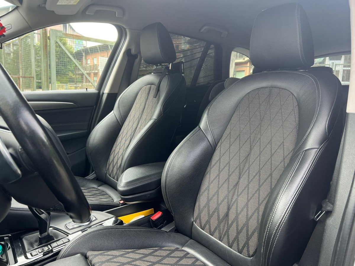 BMW X1 sDrive 18d xLine (14)
