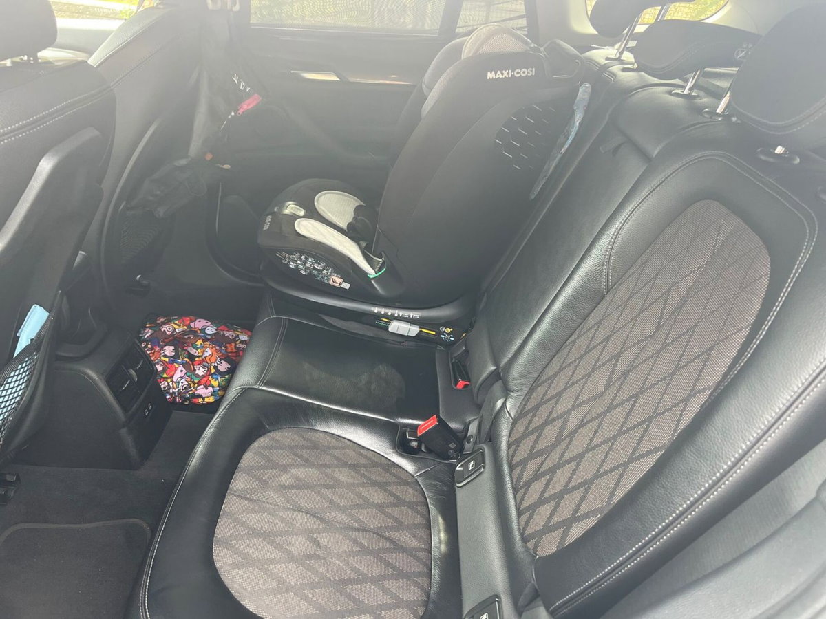 BMW X1 sDrive 18d xLine (18)
