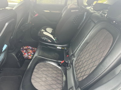 BMW X1 sDrive 18d xLine (18)