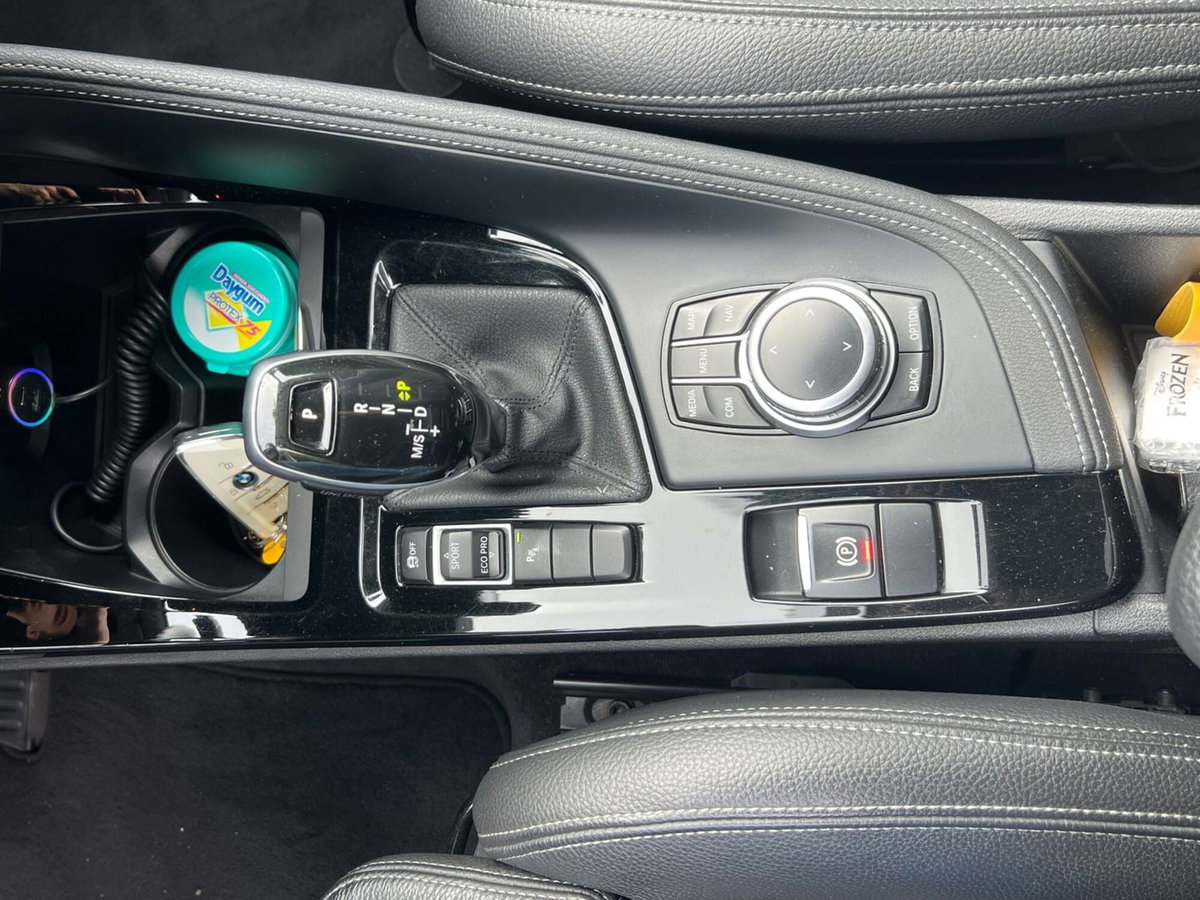 BMW X1 sDrive 18d xLine (20)