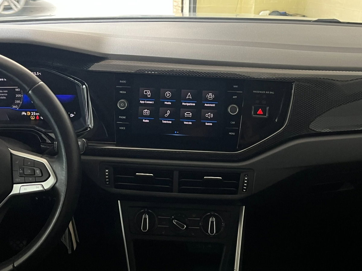 Volkswagen Taigo 1.0 TSI 110 CV DSG Life (11)