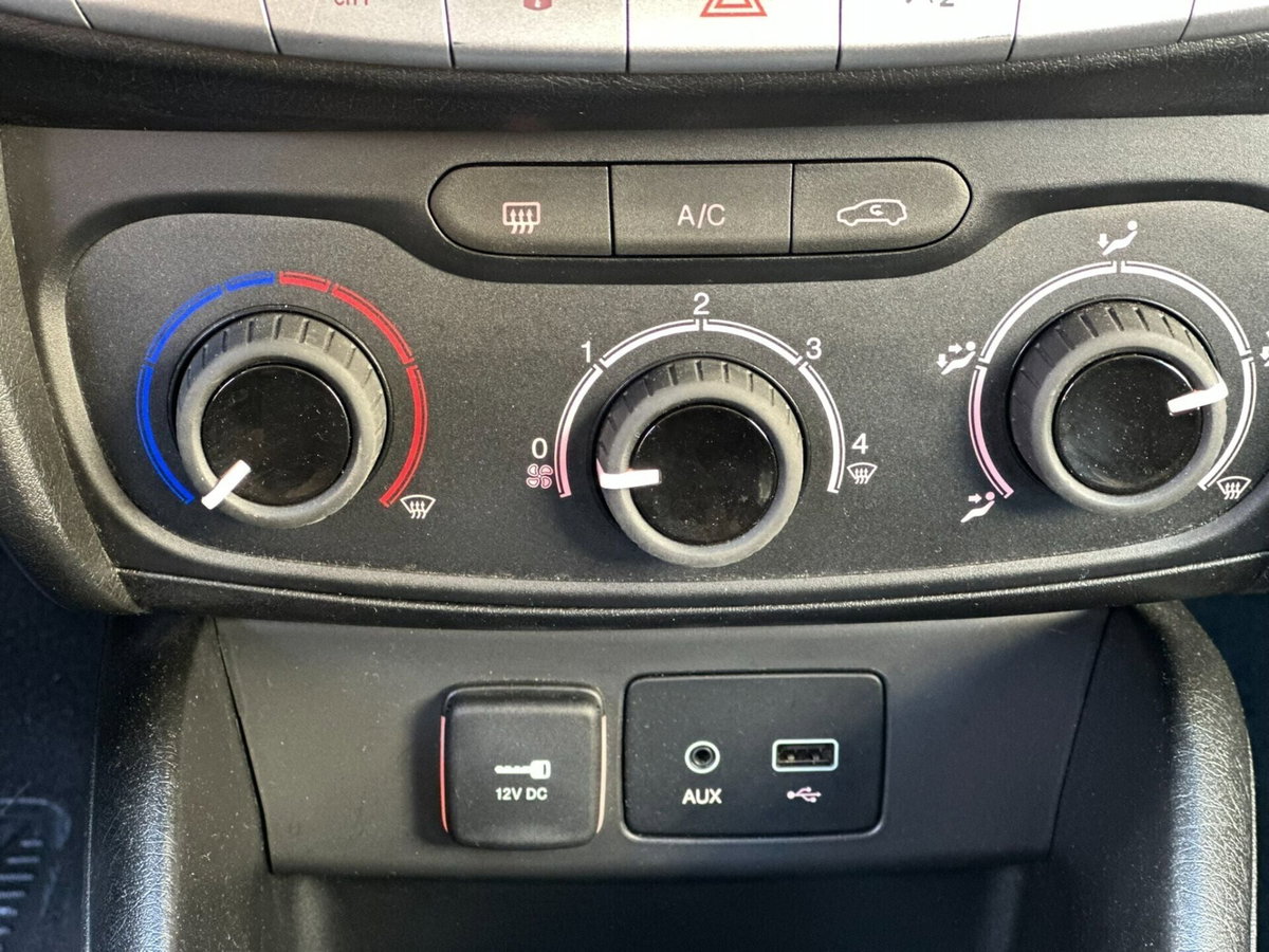 Fiat Tipo Station Wagon Tipo 1.3 Mjt S&S SW Lounge (10)