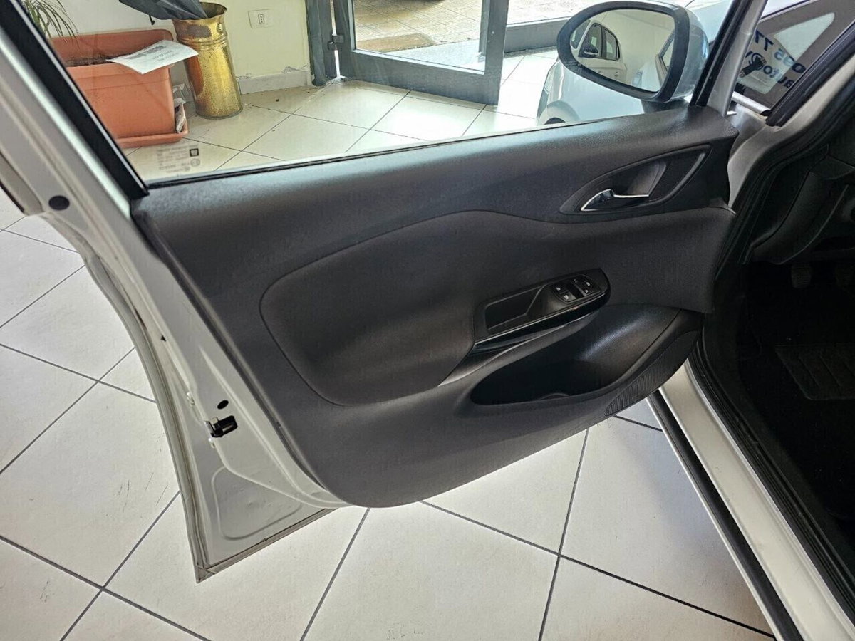Opel Corsa 1.3 CDTI 95CV F.AP. 5 porte Cosmo (12)