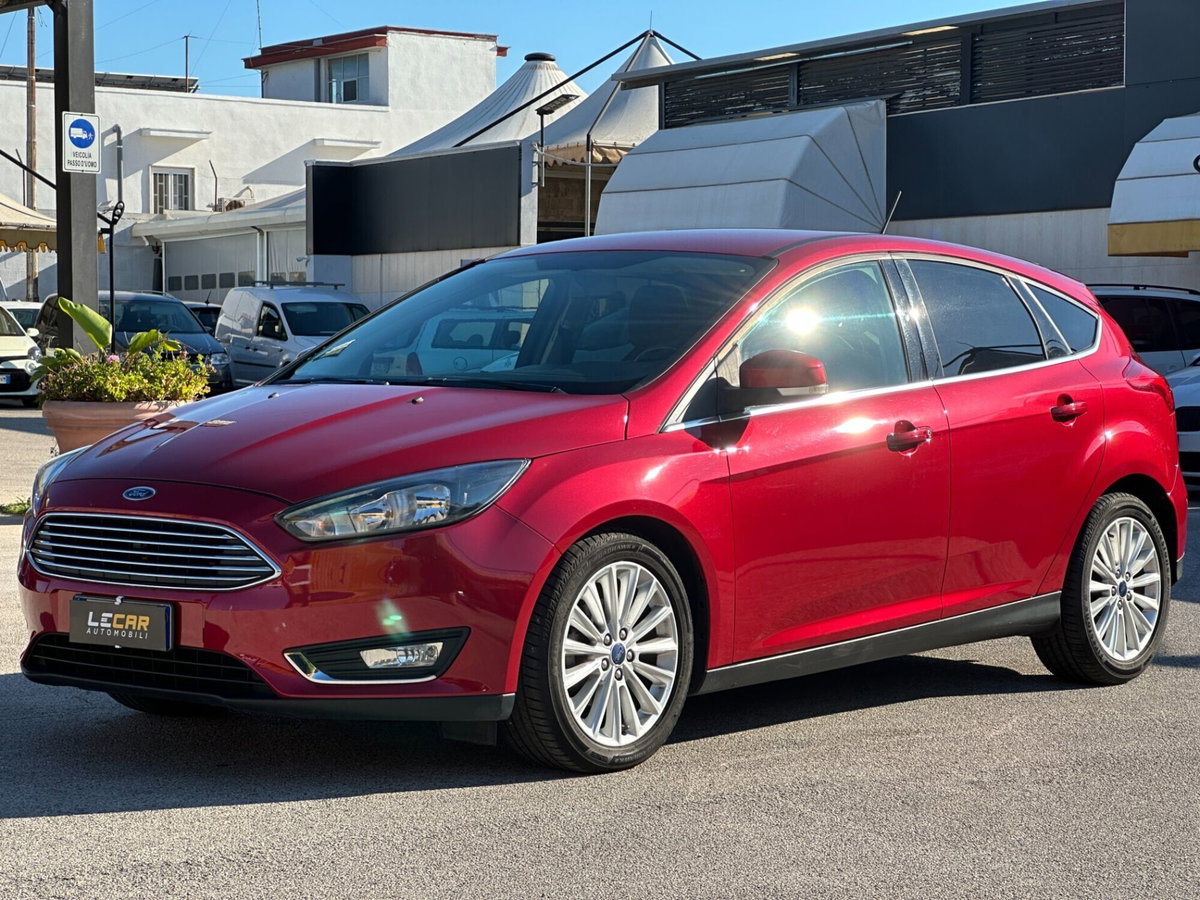 Ford Focus 1.5 TDCi 120 CV Start&Stop Titanium (3)