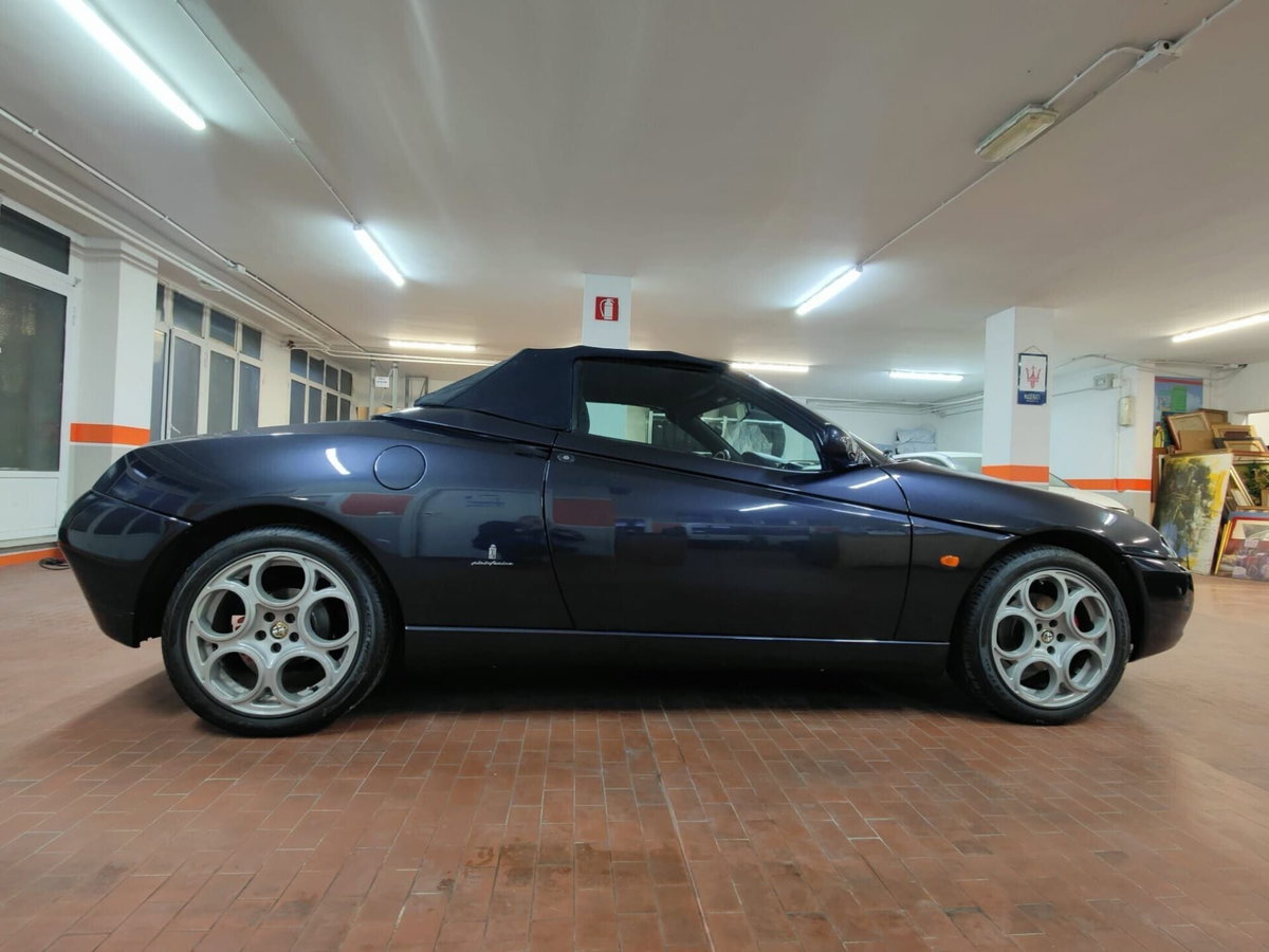 Alfa Romeo Gtv 2.0i JTS 16V cat (6)