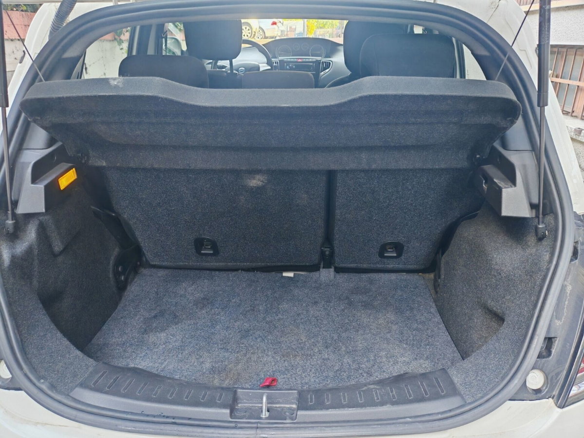 Lancia Ypsilon 0.9 TwinAir 85 CV 5 porte S&S DFN Gold (6)