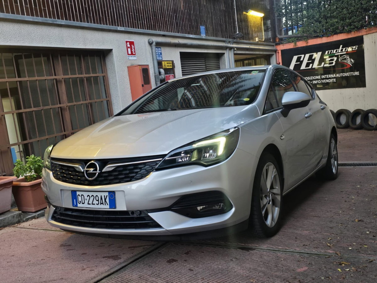 Opel Astra 1.5 CDTI 122 CV S&S 5 porte GS Line (3)