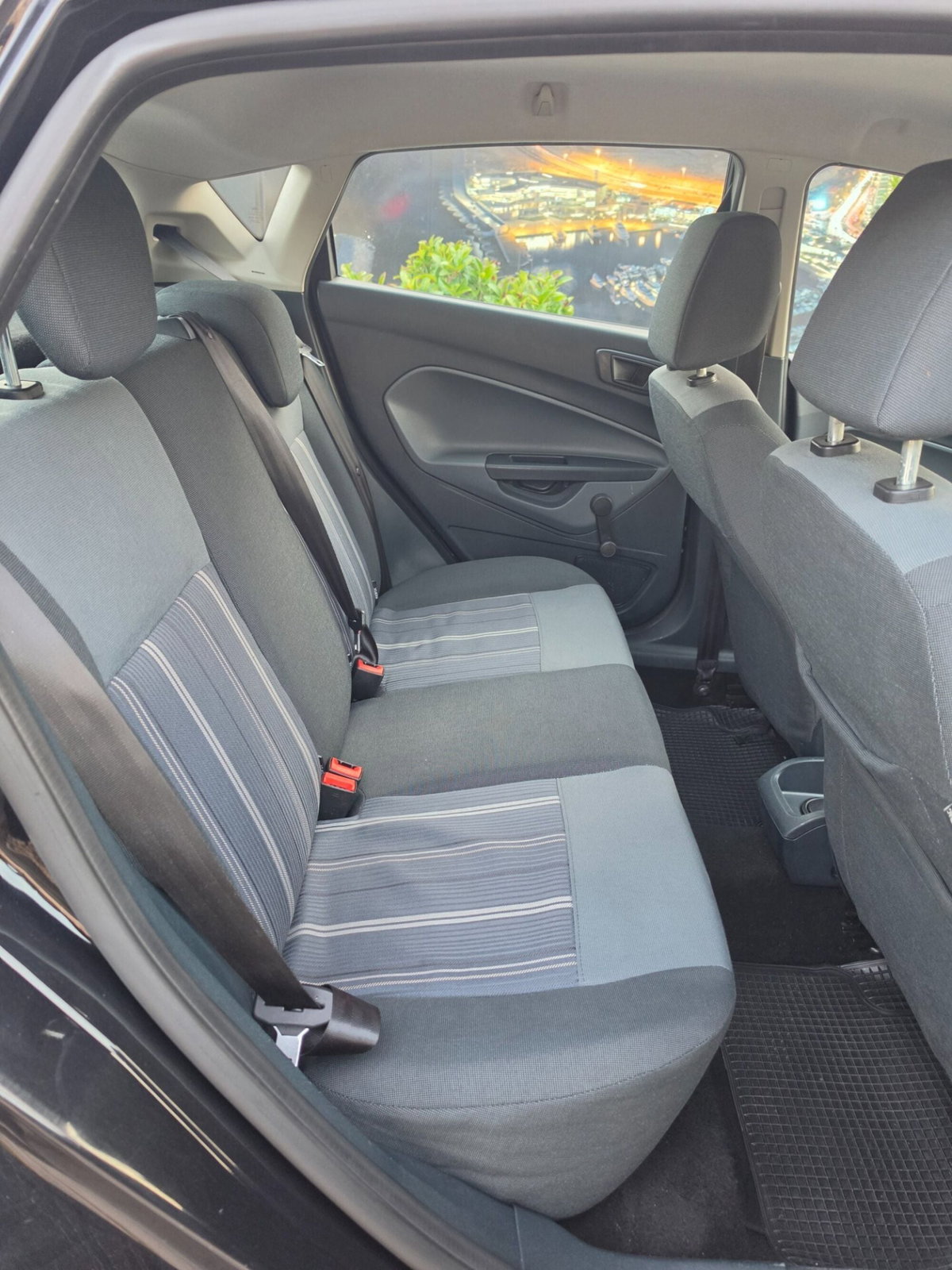 Ford Fiesta 1.4 5 porte Bz.- GPL Titanium (6)