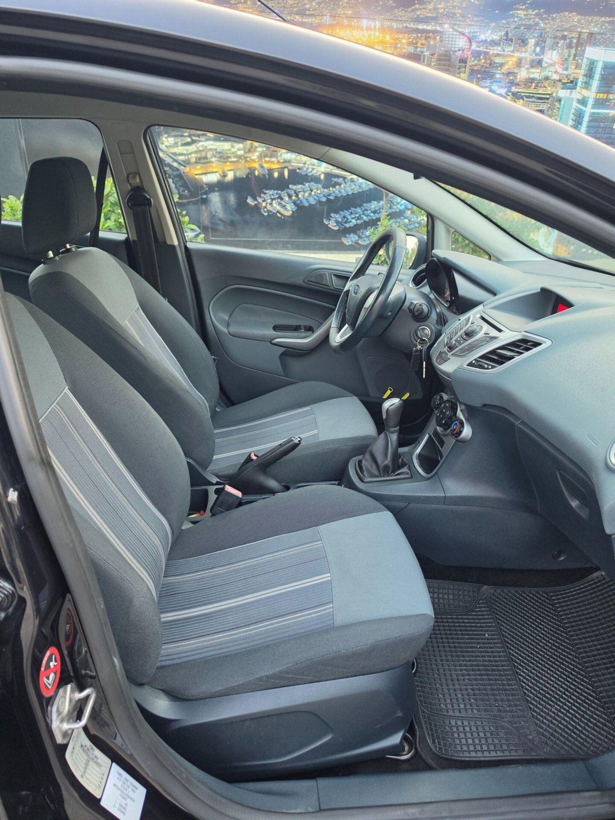 Ford Fiesta 1.4 5 porte Bz.- GPL Titanium (7)