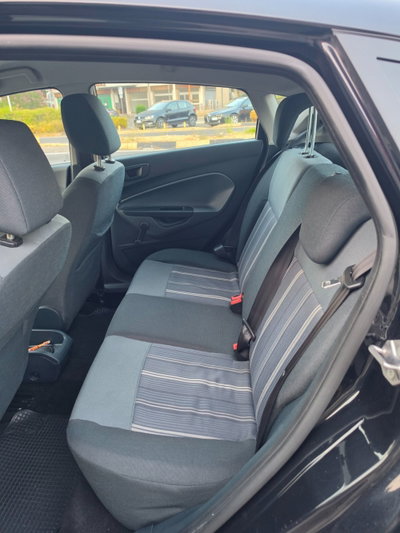 Ford Fiesta 1.4 5 porte Bz.- GPL Titanium (9)