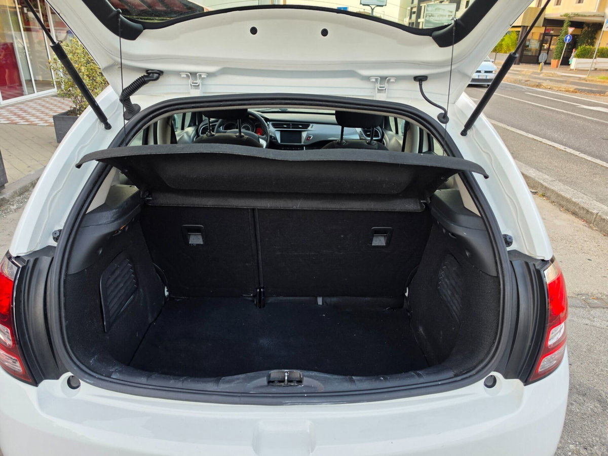 Citroen C3 1.4 HDi 70 Exclusive (15)