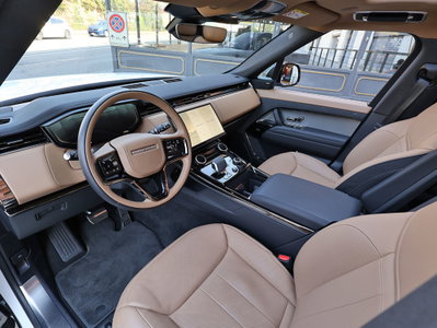 Land Rover Range Rover Sport 3.0D l6 249 CV HSE Dynamic Stealth (11)