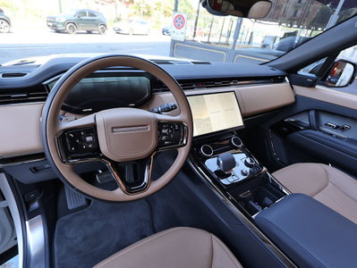 Land Rover Range Rover Sport 3.0D l6 249 CV HSE Dynamic Stealth (12)