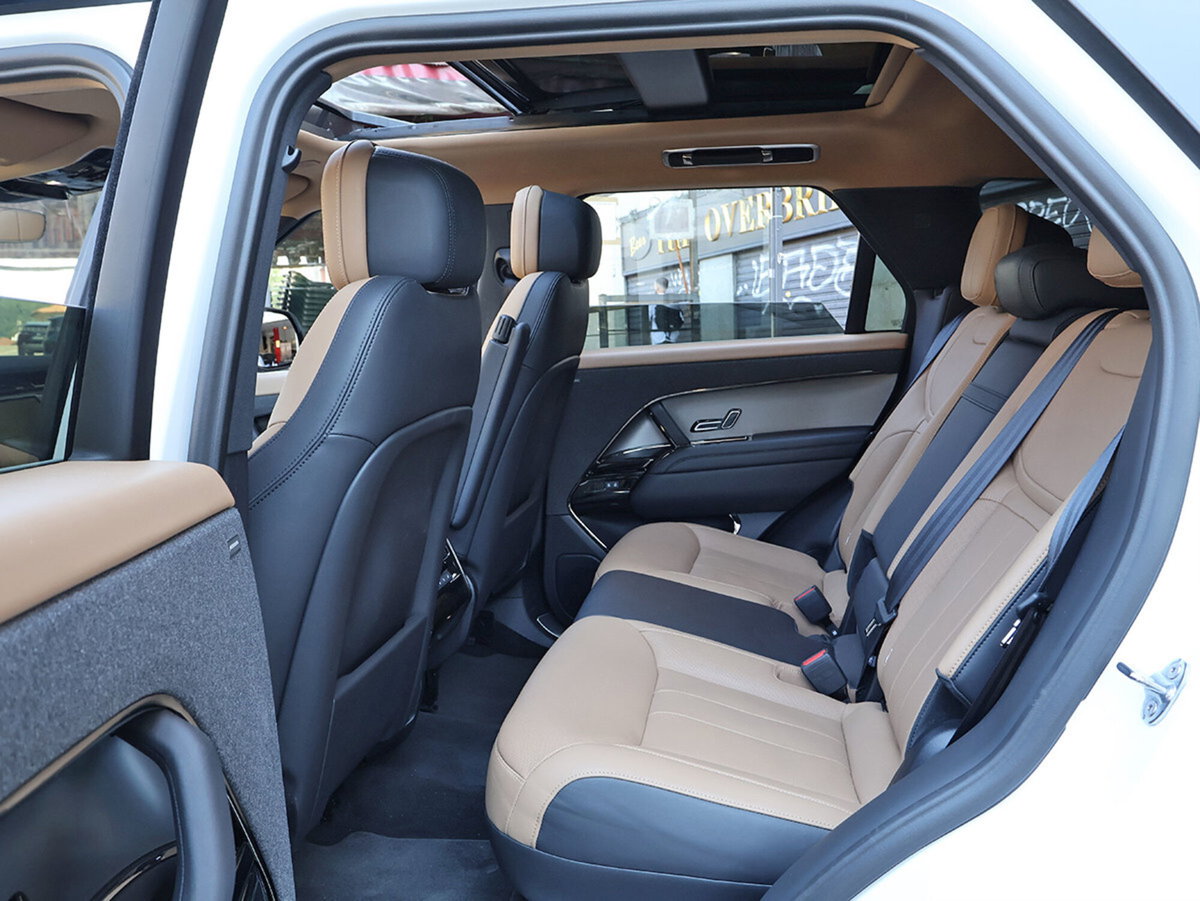 Land Rover Range Rover Sport 3.0D l6 249 CV HSE Dynamic Stealth (19)