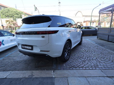 Land Rover Range Rover Sport 3.0D l6 249 CV HSE Dynamic Stealth (4)