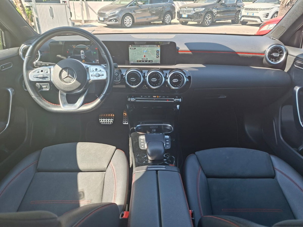 Mercedes-Benz Classe A 180 Automatic Premium (8)