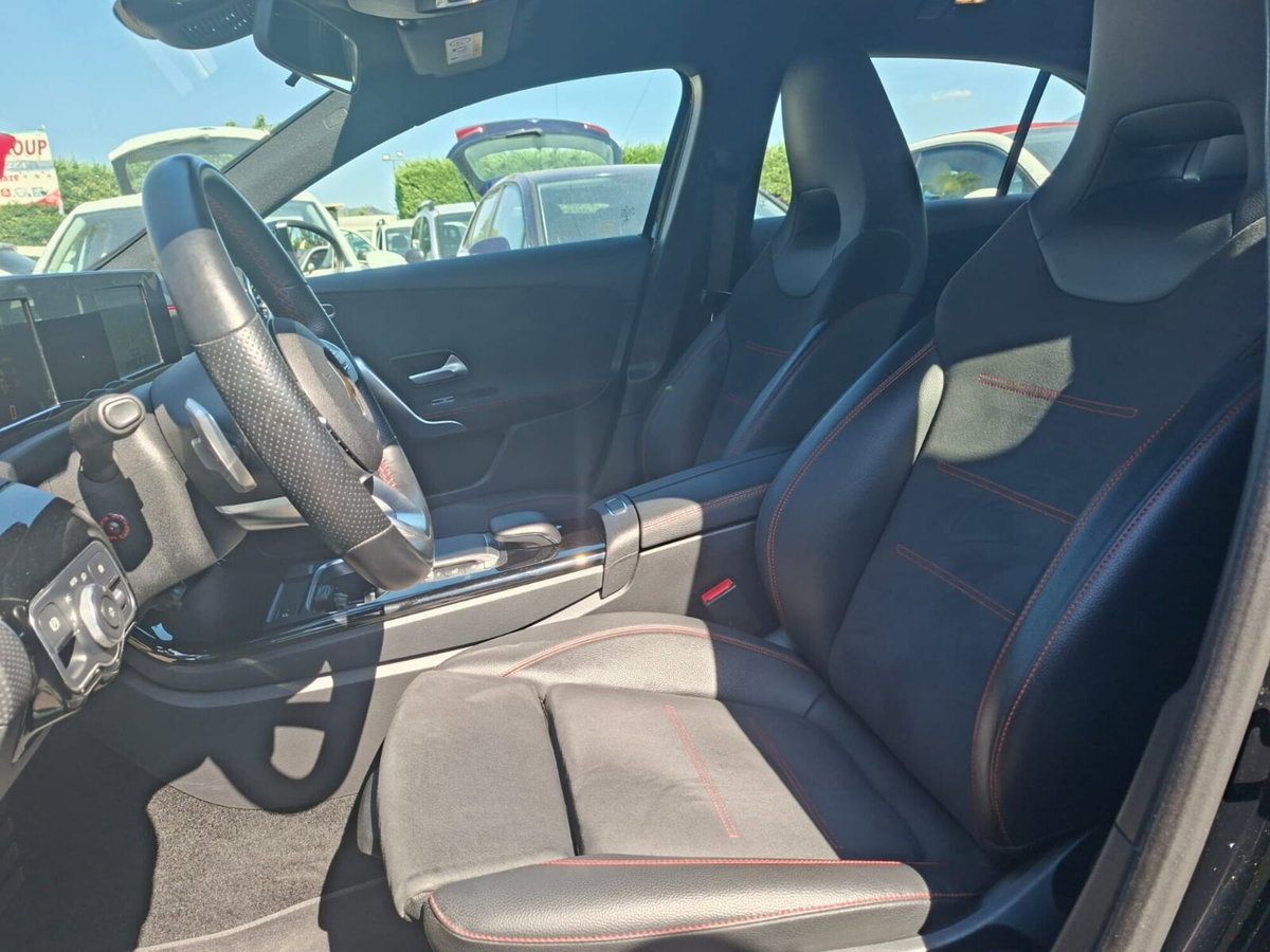 Mercedes-Benz Classe A 180 Automatic Premium (10)