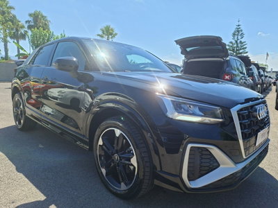 Audi Q2 30 2.0 tdi Identity Black (18)