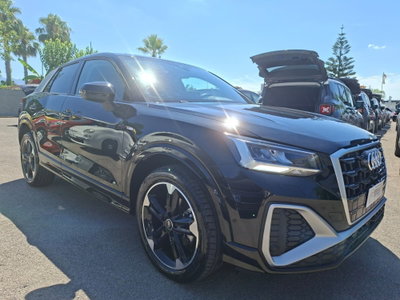Audi Q2 30 2.0 tdi Identity Black (20)