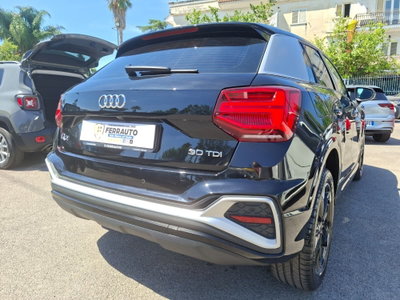 Audi Q2 30 2.0 tdi Identity Black (5)