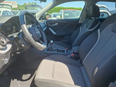 Audi Q2 30 2.0 tdi Identity Black (9)
