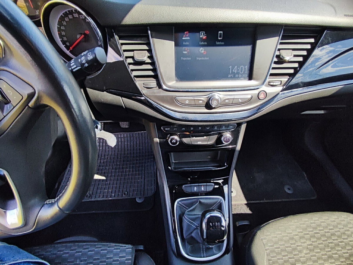 Opel Astra Station Wagon 1.4 Turbo 110CV EcoM Sports Innovation (10)