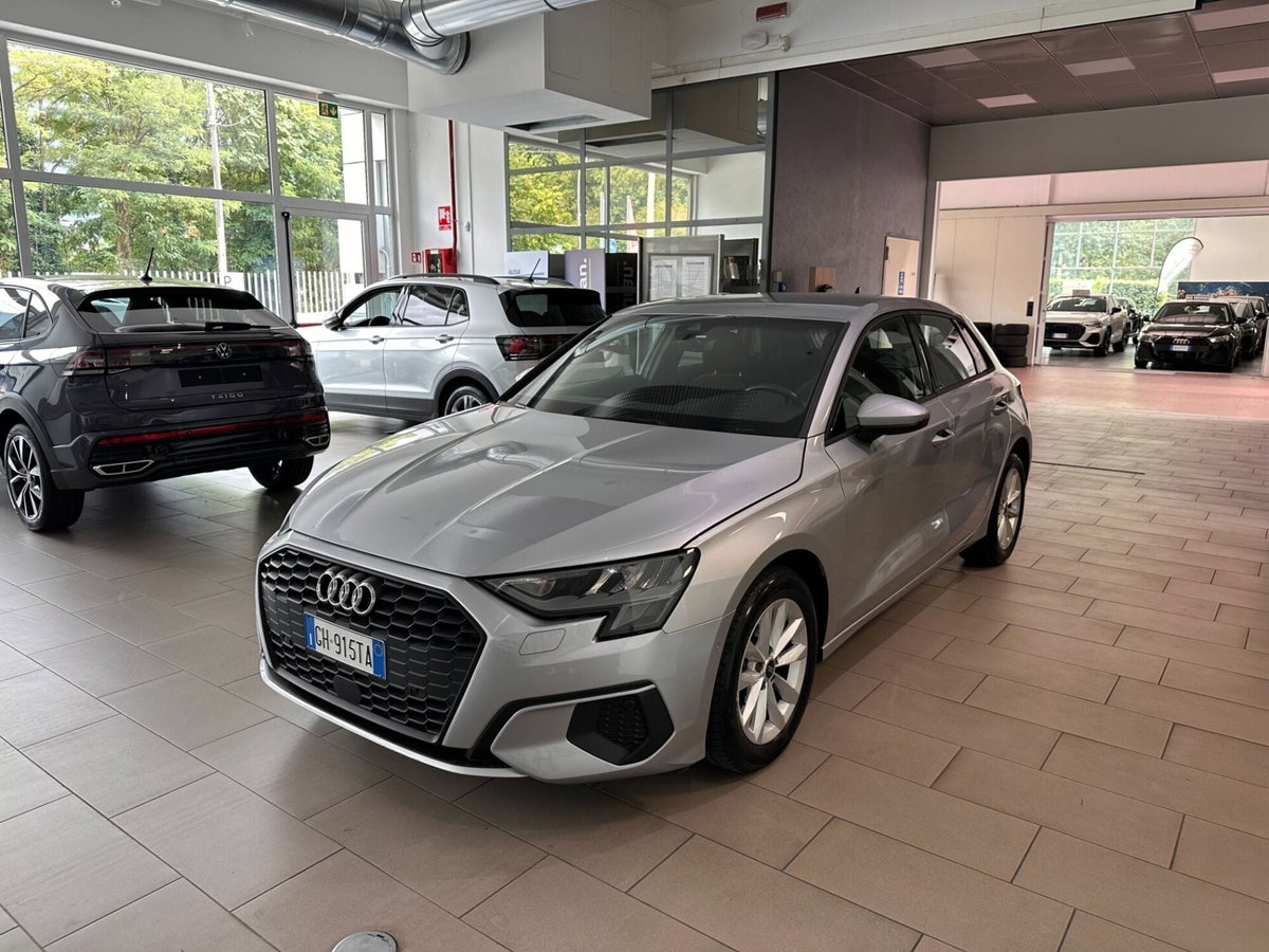 Audi A3 Sportback 30 TDI S tronic Business (3)