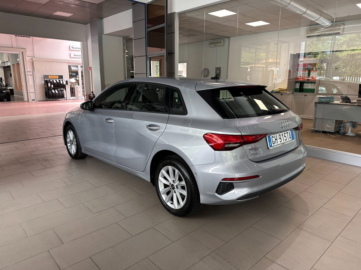 Audi A3 Sportback 30 TDI S tronic Business (5)