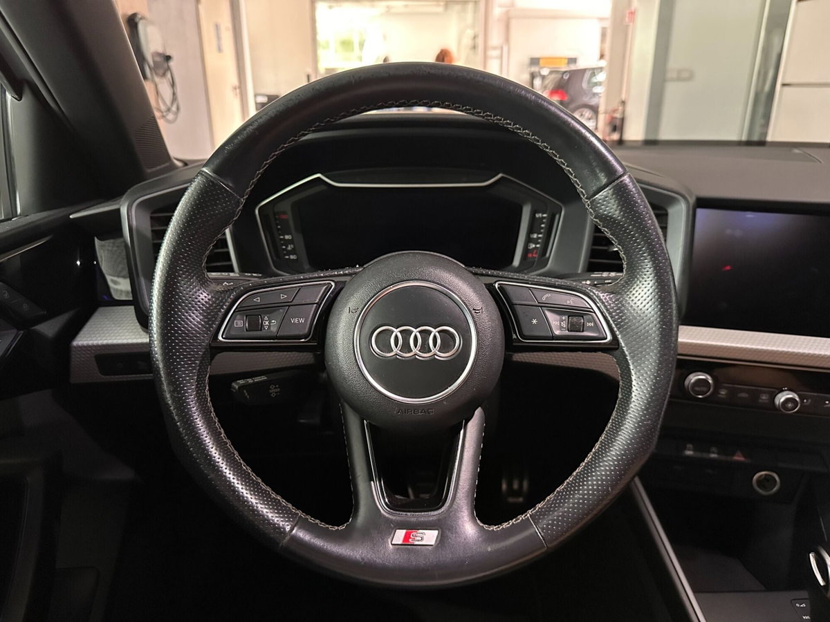 Audi A1 Sportback 35 TFSI S tronic S line edition (17)