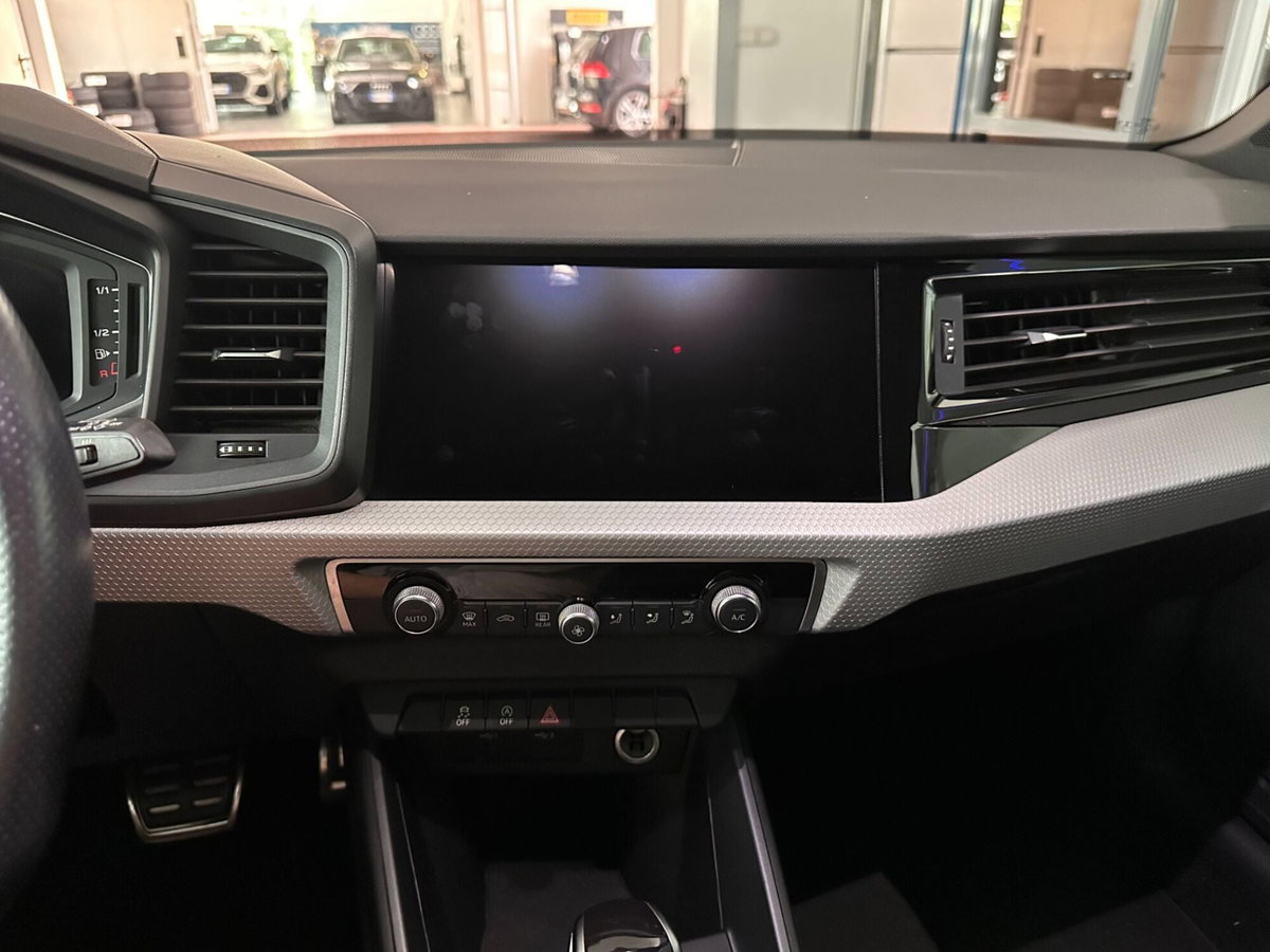 Audi A1 Sportback 35 TFSI S tronic S line edition (19)