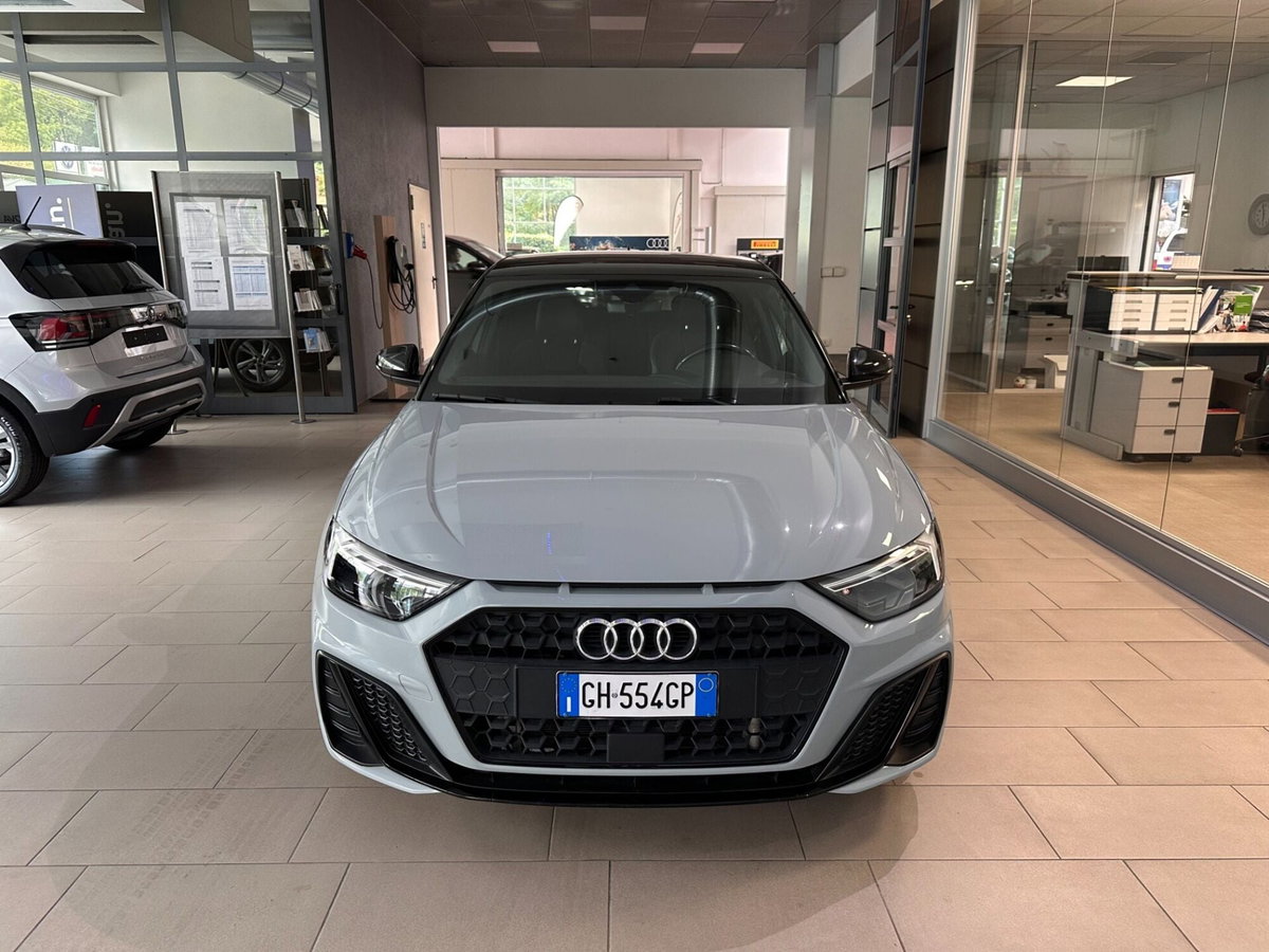 Audi A1 Sportback 35 TFSI S tronic S line edition (2)