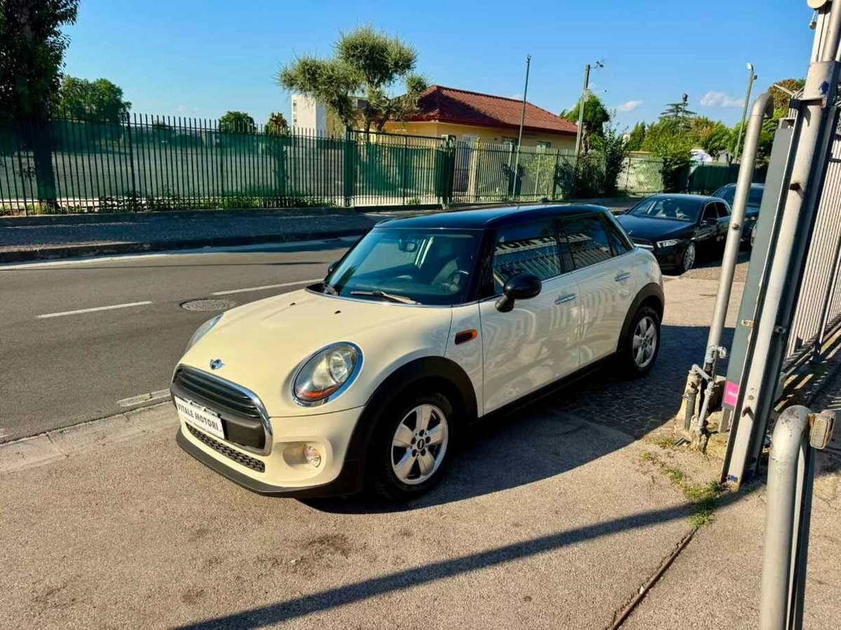 MINI Mini 1.2 One 75 CV (3)