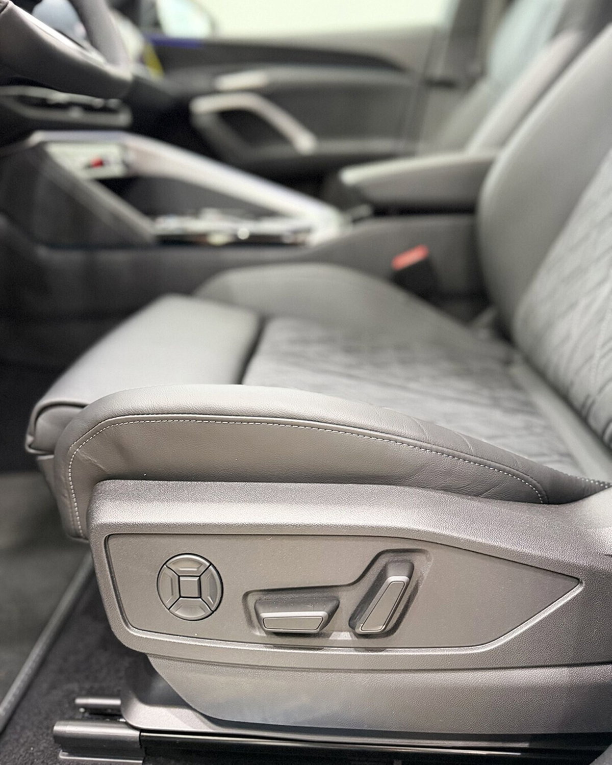 Audi Q5 Sportback 40 2.0 tdi mhev 12V S line Plus quattro s-tronic (10)